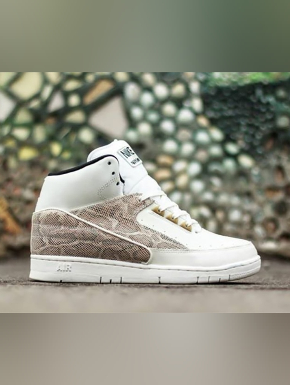 Nike Air Python Sail Sneakers - 705067-100 Size 11.5